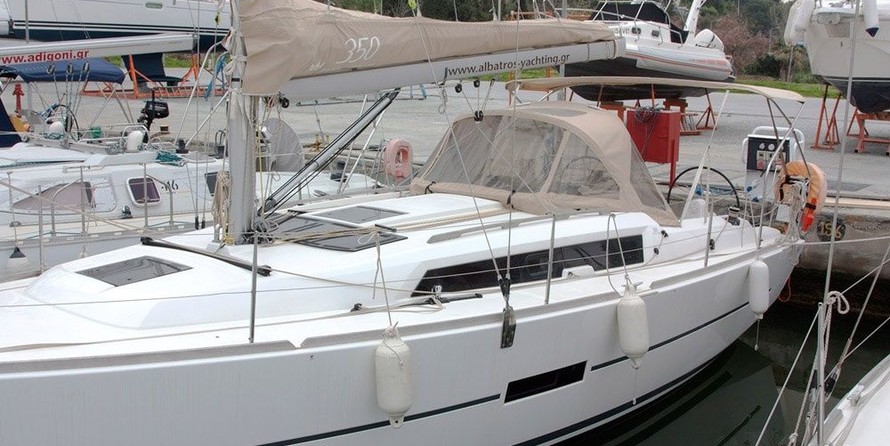 Dufour 350