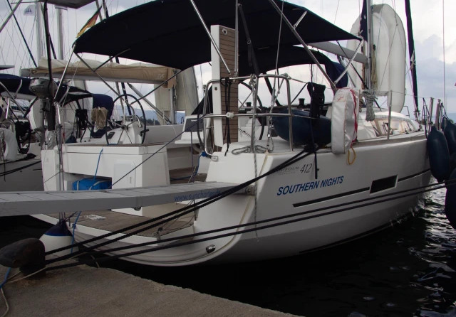 Dufour 412