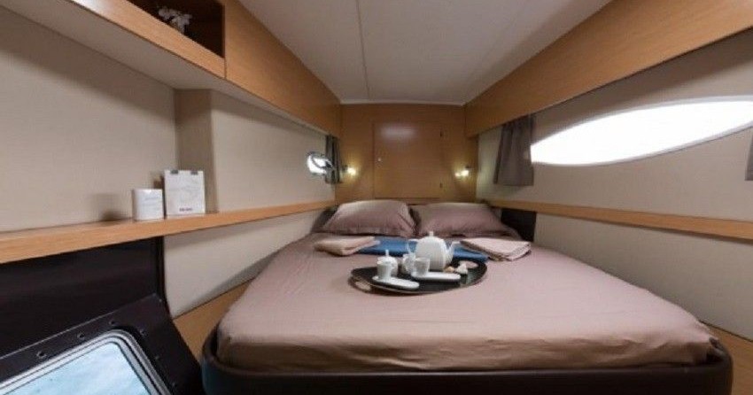 Fountaine Pajot Helia 44