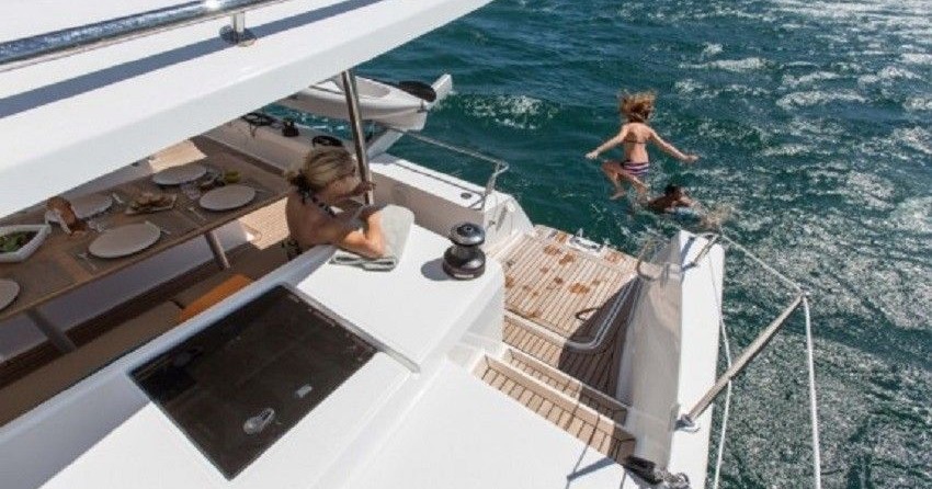 Fountaine Pajot Helia 44