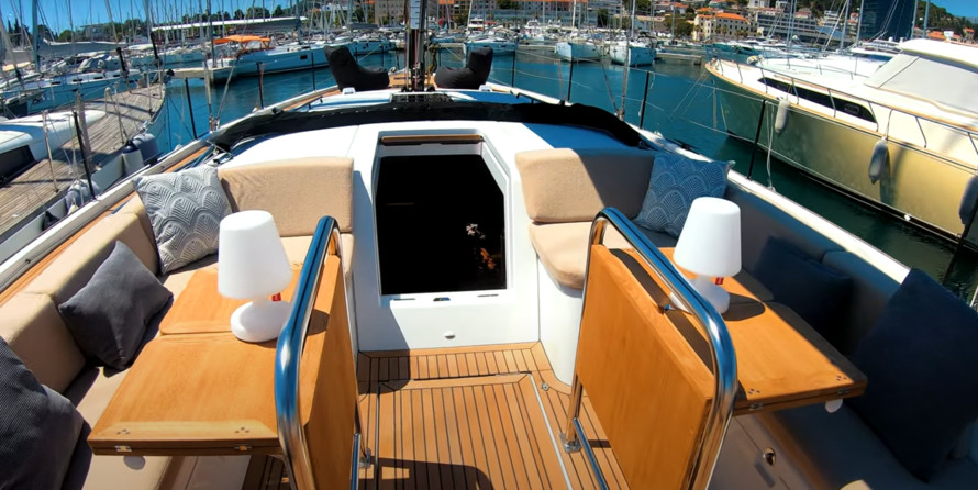 Beneteau FIRST YACHT 53