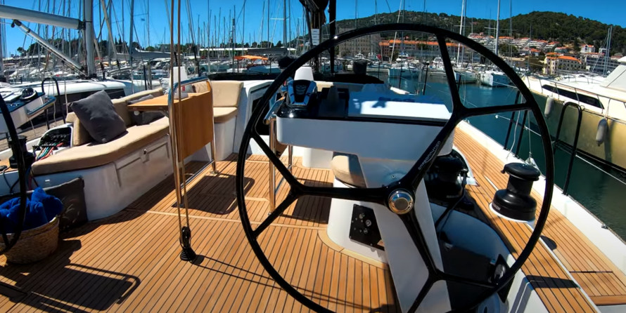 Beneteau FIRST YACHT 53