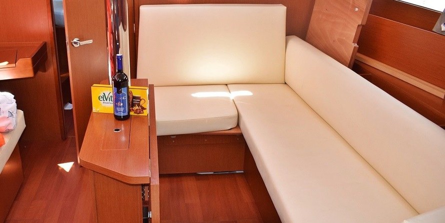 Beneteau Oceanis 41.1