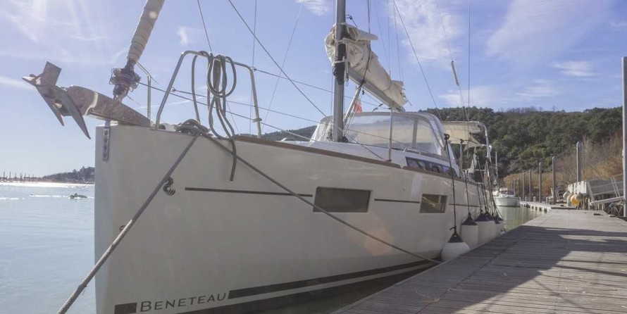 Beneteau Oceanis 35