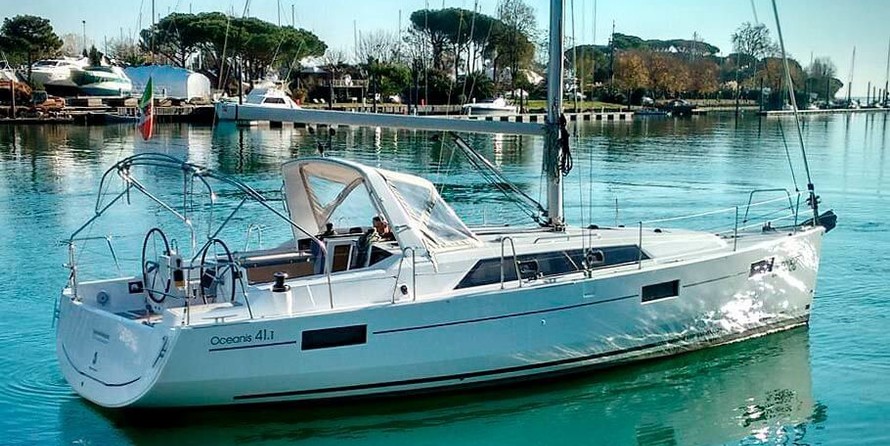 Beneteau Oceanis 41.1