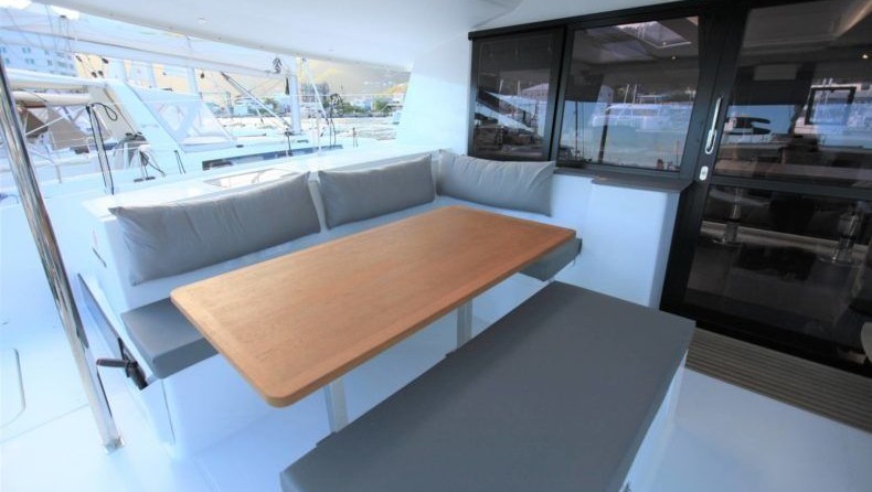 Fountaine Pajot Helia 44