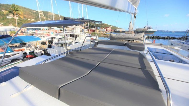 Fountaine Pajot Helia 44