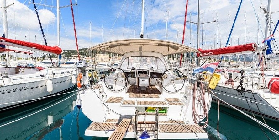 Beneteau Oceanis 48