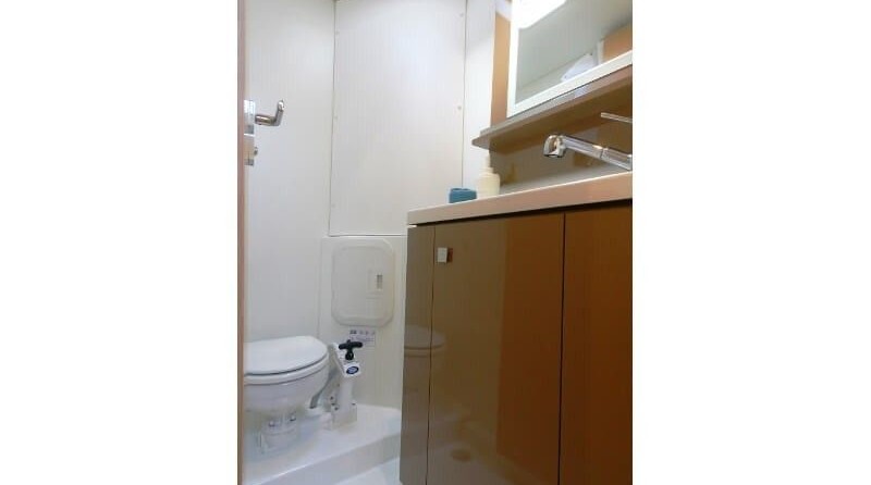 Fountaine Pajot Lucia 40