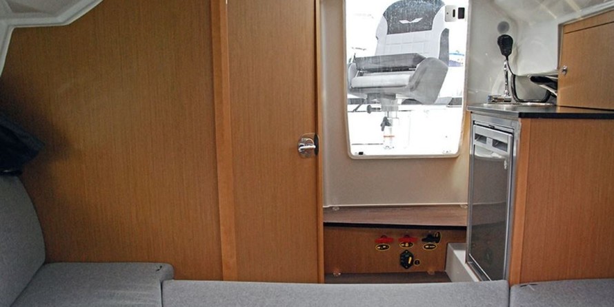 Beneteau Flyer 6 SUNdeck