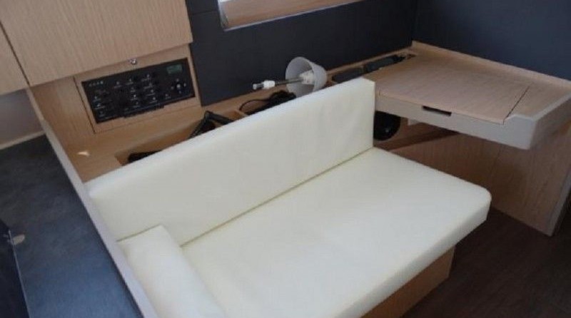 Beneteau Oceanis 41.1