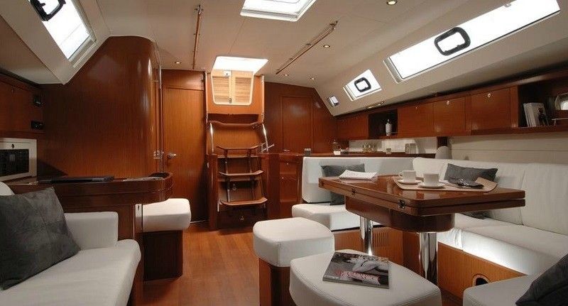Beneteau Oceanis 48
