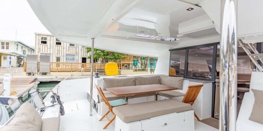 Fountaine Pajot Helia 44