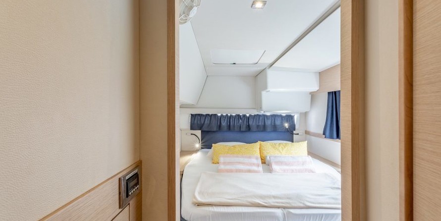 Fountaine Pajot Helia 44