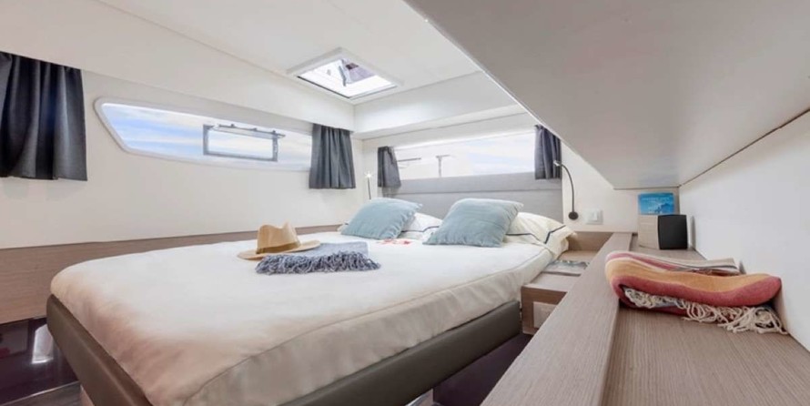 Fountaine Pajot Elba 45