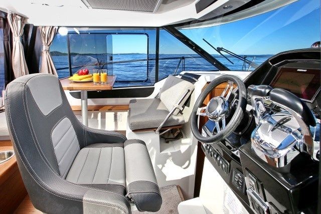 Jeanneau Merry Fisher 895