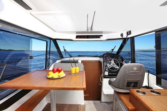 Jeanneau Merry Fisher 895