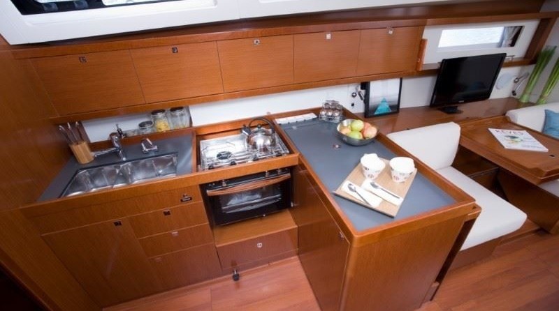 Beneteau Oceanis 45