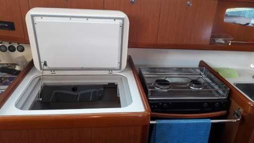 Beneteau Oceanis 43