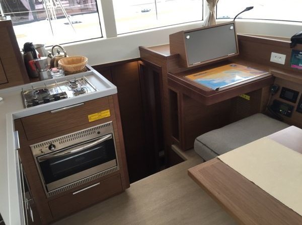 Lagoon 40