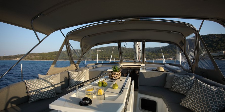 Beneteau Oceanis 51.1