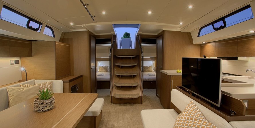 Beneteau Oceanis 51.1