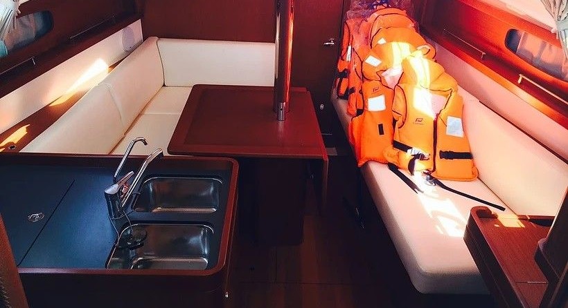 Beneteau Oceanis 31