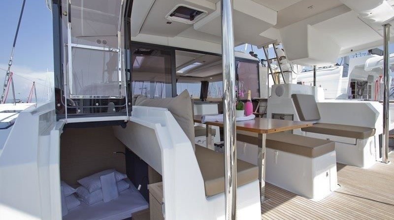Fountaine Pajot Saona 47