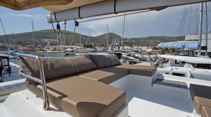 Fountaine Pajot Saona 47