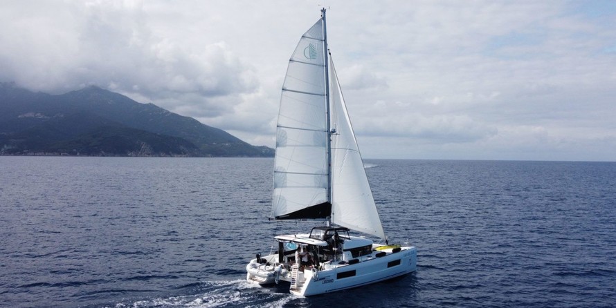 Lagoon 40
