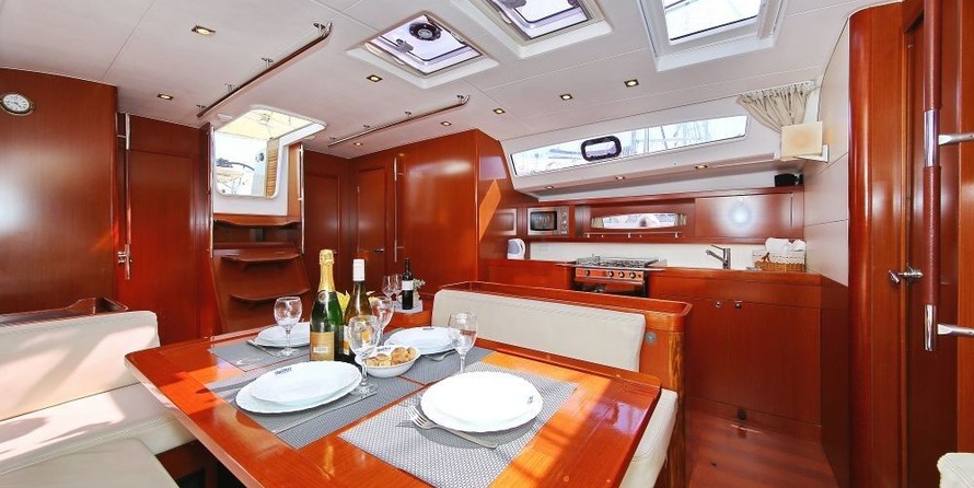Beneteau Oceanis 50