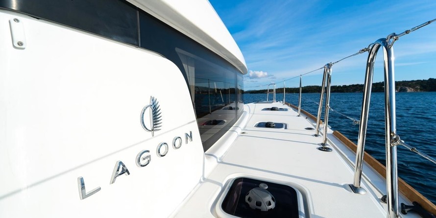 Lagoon 40