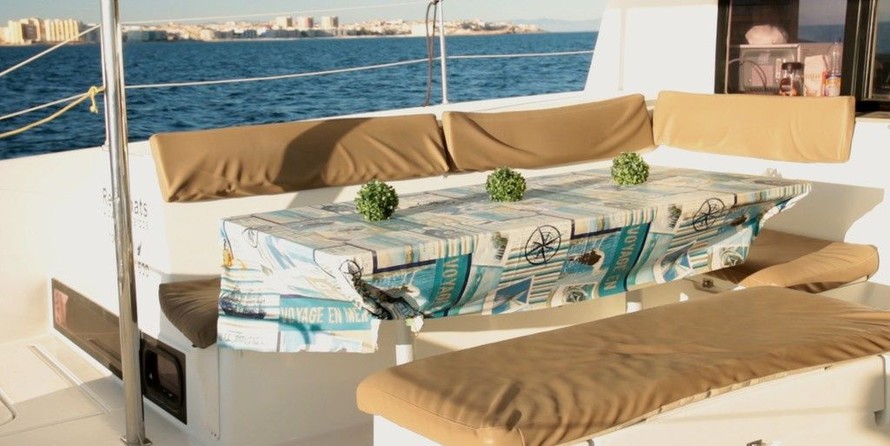 Fountaine Pajot Helia 44