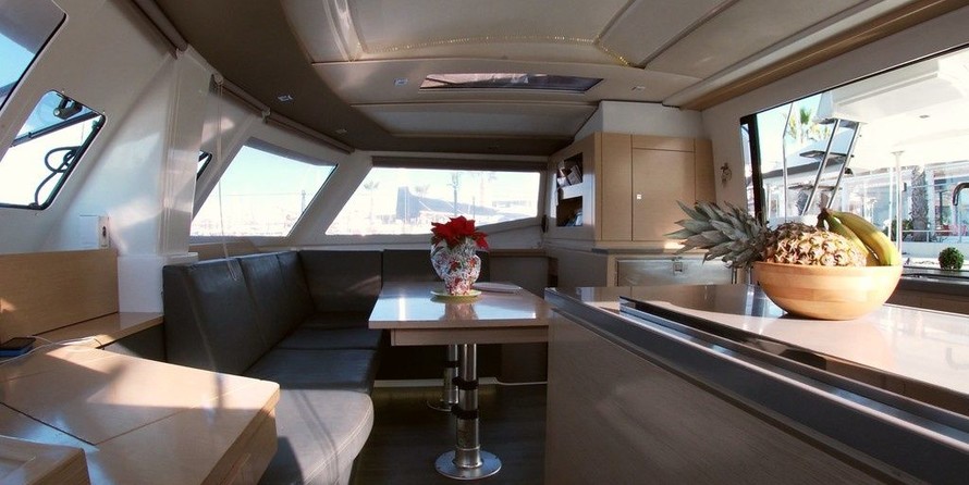 Fountaine Pajot Helia 44