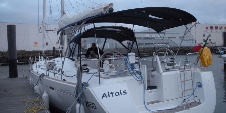 Beneteau Oceanis 54