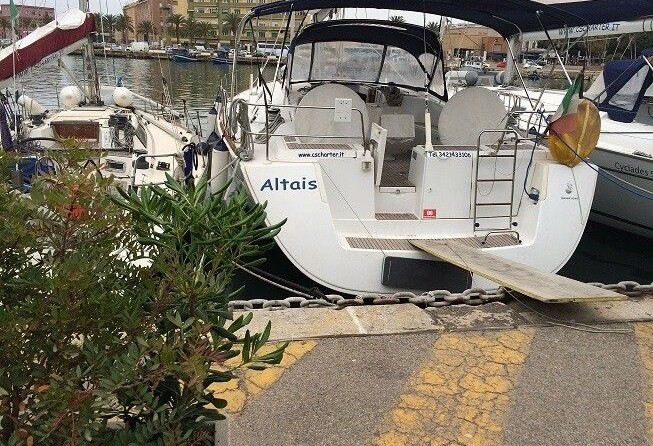 Beneteau Oceanis 54