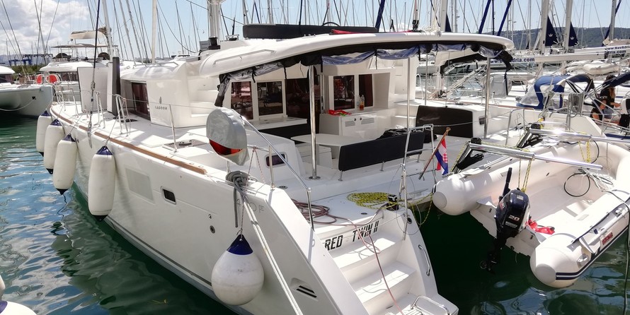 Lagoon 450 F