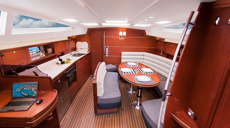 Delphia 47
