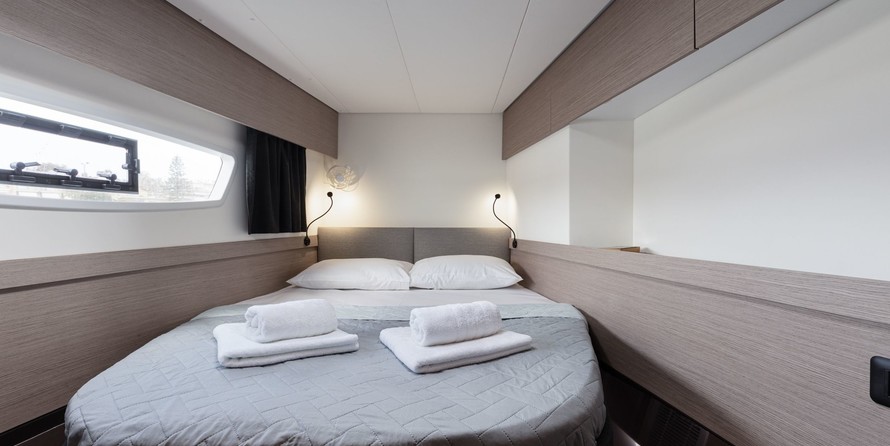 Fountaine Pajot Elba 45