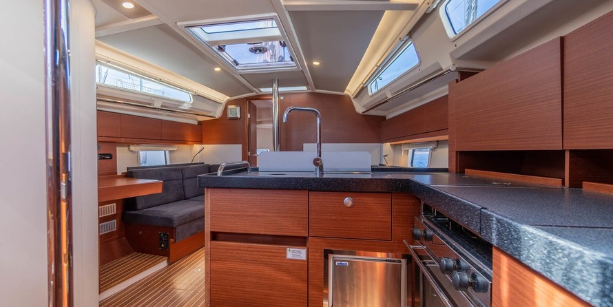 Hanse 388