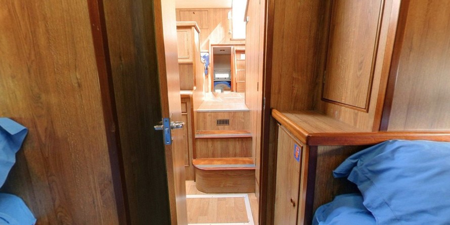 Le Boat Countess