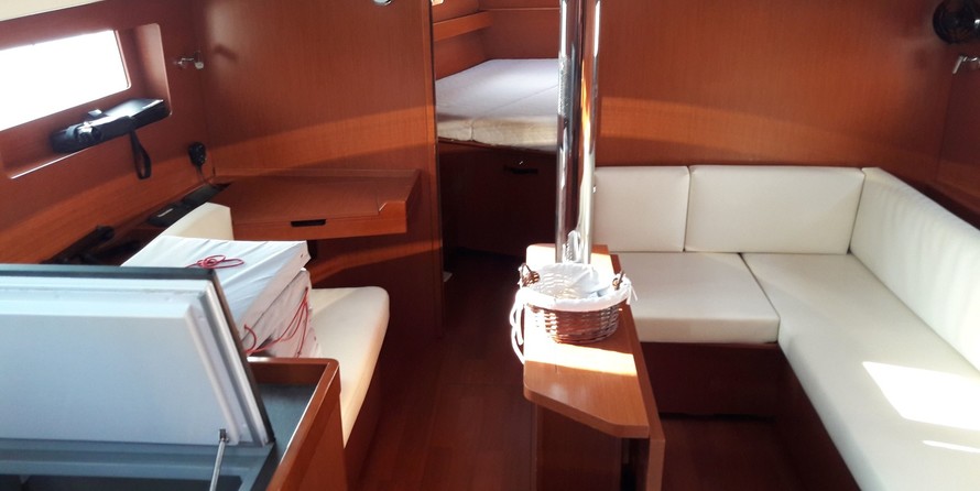 Beneteau Oceanis 41.1