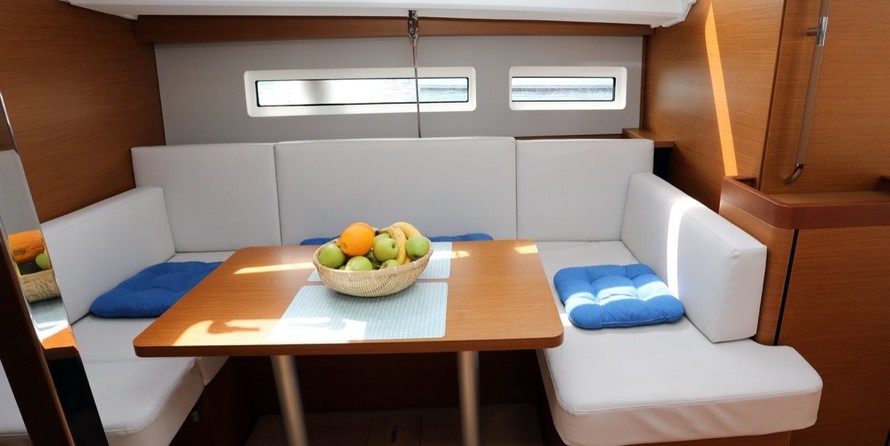 Jeanneau Sun Odyssey 440