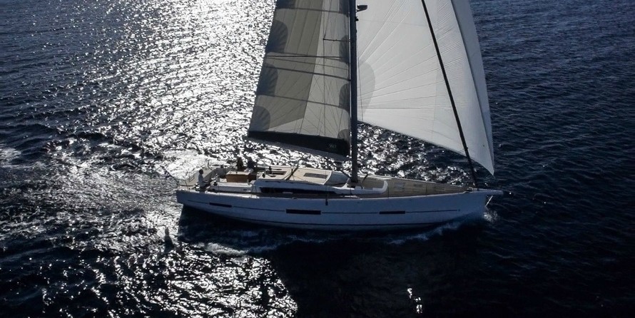 Dufour 560
