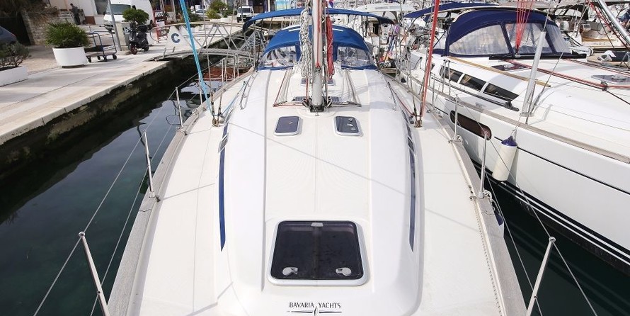 Bavaria 44