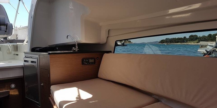 Jeanneau Cap Camarat 7.5