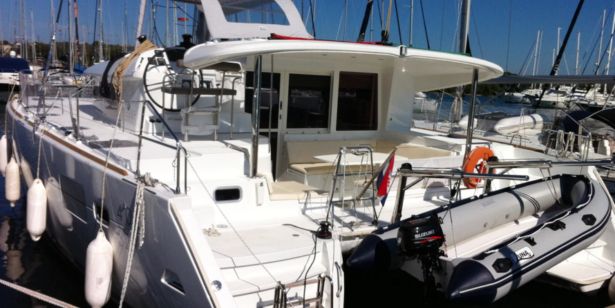 Lagoon 400 S2