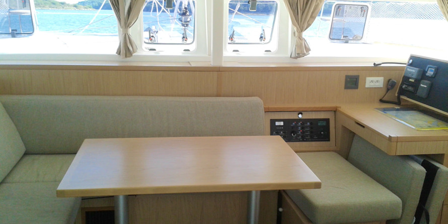 Lagoon 400 S2