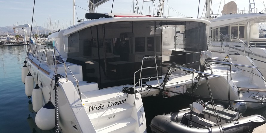 Lagoon 450 F