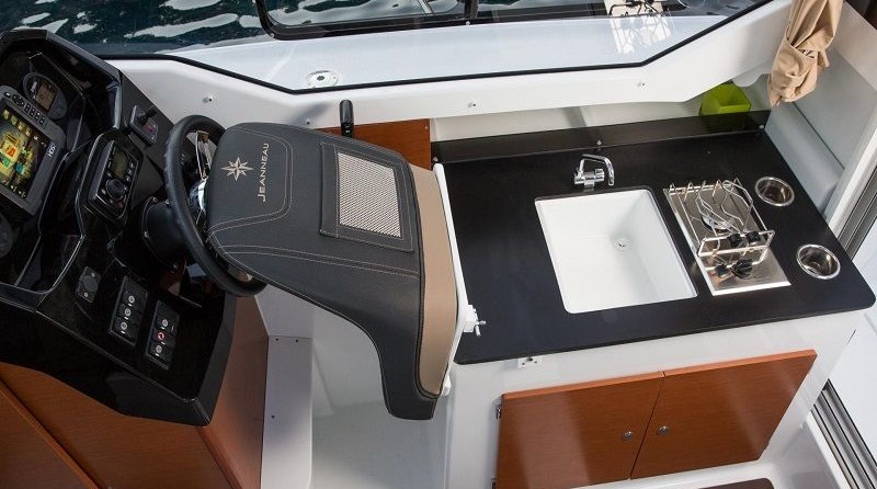 Jeanneau Merry Fisher 795